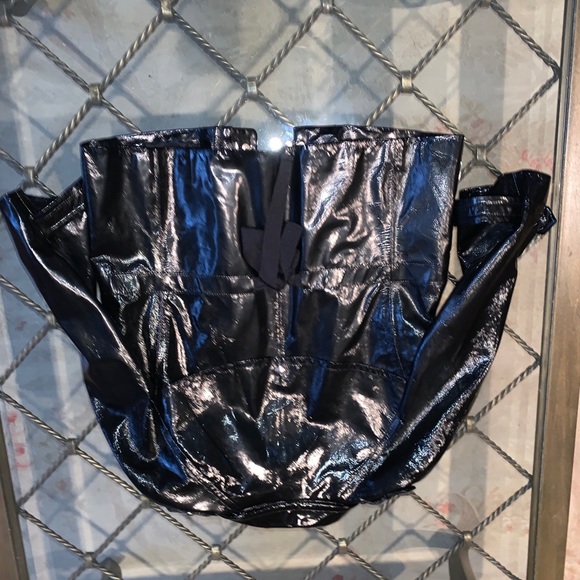 Robin Howe leather trendy jacket - Picture 7 of 10